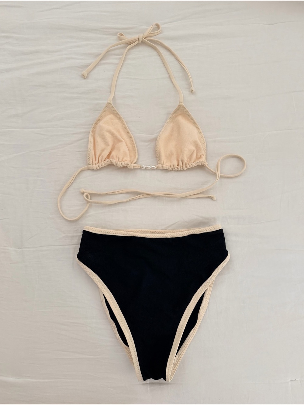 SAME Los Angeles - Triangle Bikini Set - Cream & Black